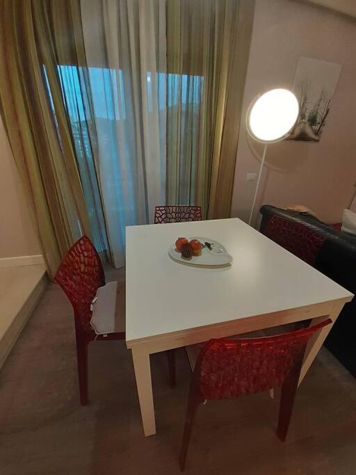 Lake View Apartment Тирана Экстерьер фото